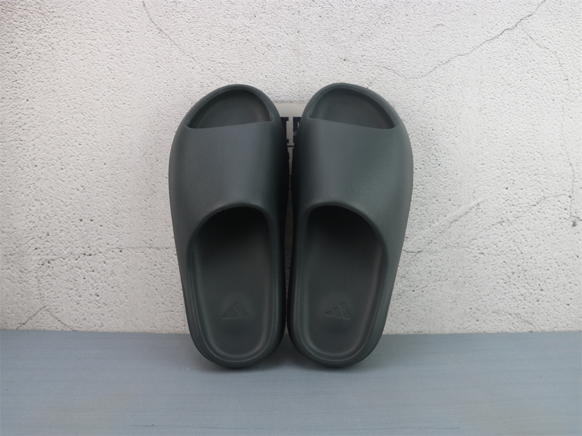 Free Shipping Yeezy Slide Granite ID4132